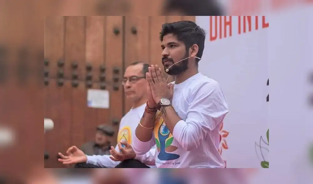 Ashish Singh, maestro de Yoga. Foto: Difusión.