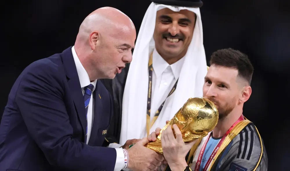 Gianni Infantino ha mostrado varias veces su admiración pública por Lionel Messi. Foto: EFE Gianni Infantino ha mostrado varias veces su admiración pública por Lionel Messi. Foto: EFE