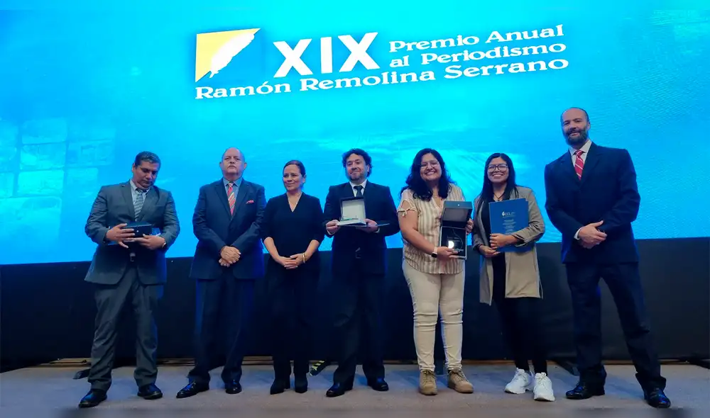 El ganador del primer lugar fue el editor de economía de La República, Carlos Bessombes. Foto: La República