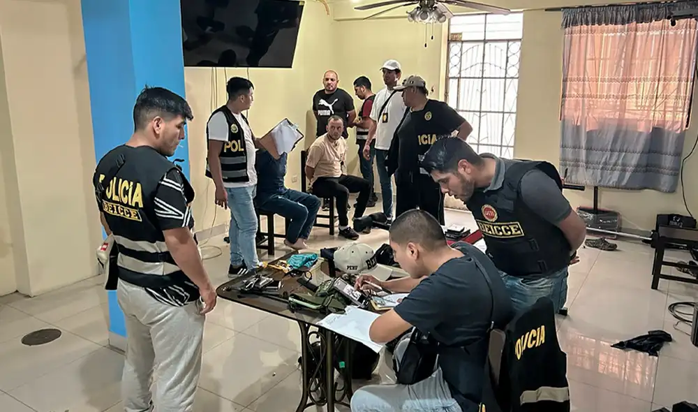 La PNP les incautó armas de fuego, municiones, drogas y varios celulares. Foto: María Pía Ponce/La República