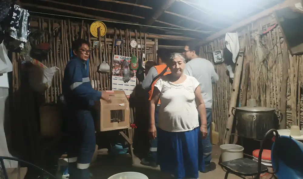 Doña Jesús agradeció la noticia. Foto: Jacob Rivera/Facebook