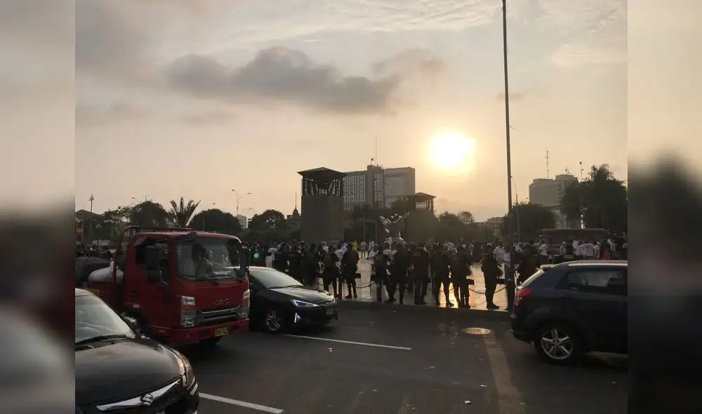 Marcha contra la delincuencia culminó en el centro de Lima. Foto: La República Marcha contra la delincuencia culminó en el centro de Lima. Foto: La República
