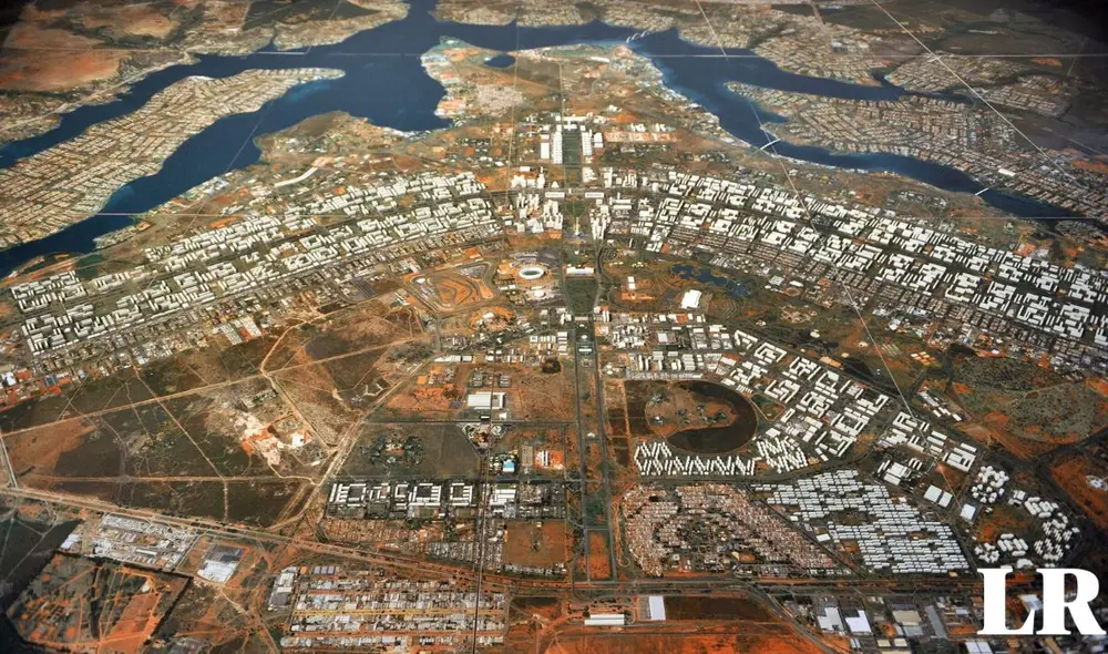 Existen diversos miradores en esta ciudad para que los turistas y lugareños puedan disfrutar de sus espectaculares vistas. Foto: Cenitalo. Video:  Ale Gidoni