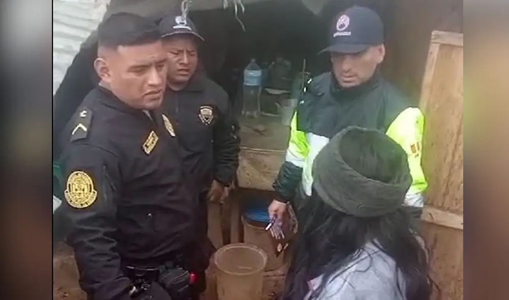 La Libertad. Tía de las niñas fue intervenida por la Policía luego de que se propaló video donde se ve la agresión. Foto: LR