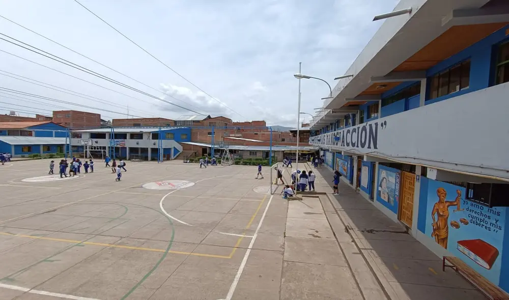 Investigan dos embarazos escolares en Puno. Foto: La República Investigan dos embarazos escolares en Puno. Foto: La República