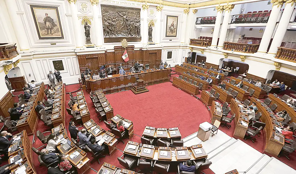 Invasión. Advierten que hay avasallamiento del Legislativo. Foto: La República