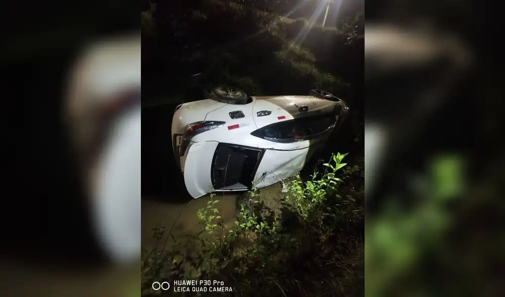 Policía llega al lugar donde los delincuentes cayeron con vehículo robado. Foto: referencial LR Policía llega al lugar donde los delincuentes cayeron con vehículo robado. Foto: referencial LR