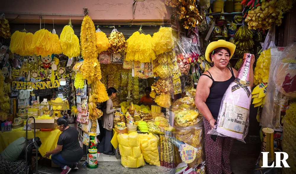 Cotillón se puede encontrar al por mayor en mercados de Lima desde los S/10. Foto: ComposiciónLR / Bella Alvites / URPI-LR