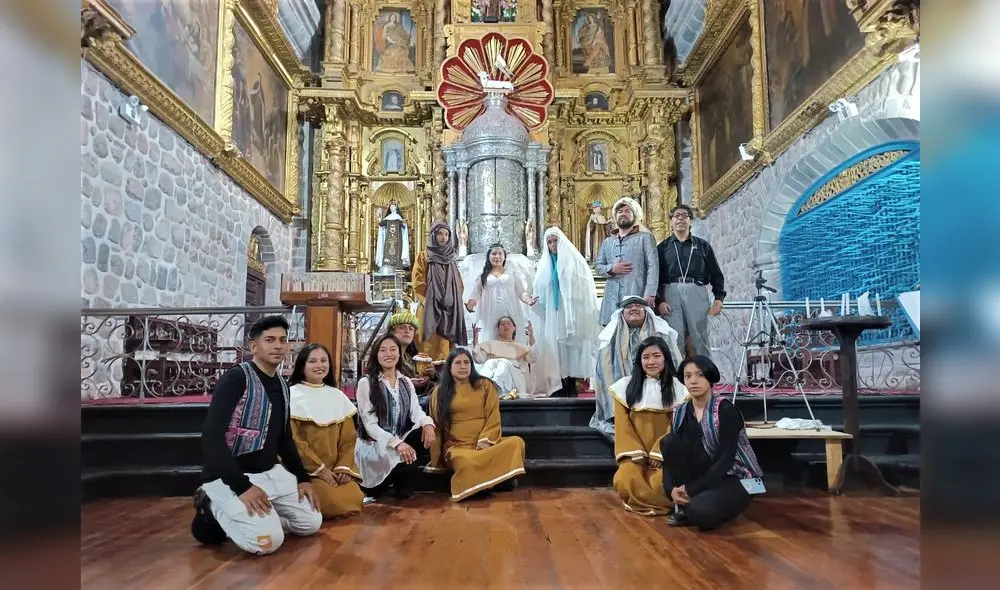 Parte del elenco de la Operetta de adoración de los Reyes Magos. Foto: Difusión.