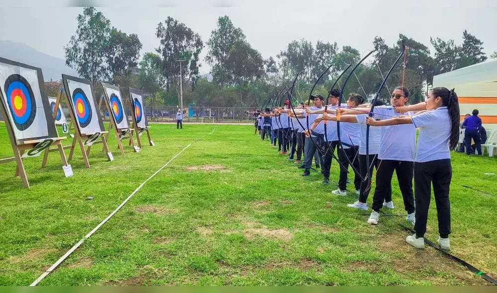 El tiro con arco es una de las nuevas disciplinas que dictará Serpar este año. Foto:  Andina