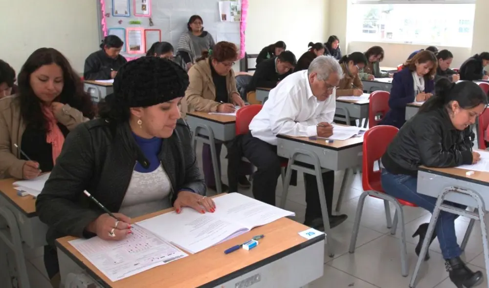Revisa el cronograma oficial del Minedu del Ascenso Docente en su página web oficial. Foto: Andina Revisa el cronograma oficial del Minedu del Ascenso Docente en su página web oficial. Foto: Andina