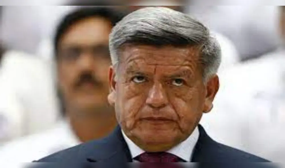 Roberto Chiabra es un congresista que se encuentra en calidad de invitado dentro de la bancada de APP. Foto: La República Roberto Chiabra es un congresista que se encuentra en calidad de invitado dentro de la bancada de APP. Foto: La República