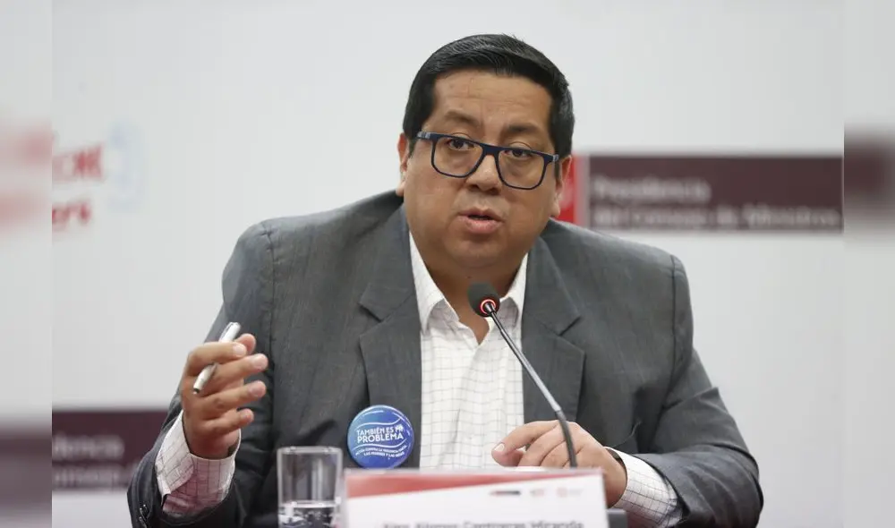 Alex Contreras se disculpó por no haber reconocido en un primer momento la recesión económica. Foto: difusión Alex Contreras se disculpó por no haber reconocido en un primer momento la recesión económica. Foto: difusión