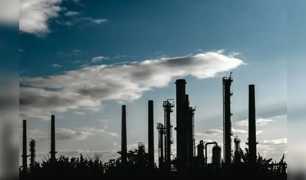 Petróleo. La cuota de mercado de la OPEP+ bajará en 2023 al 51%, su mínimo desde la creación del bloque en 2016. Foto: AFP