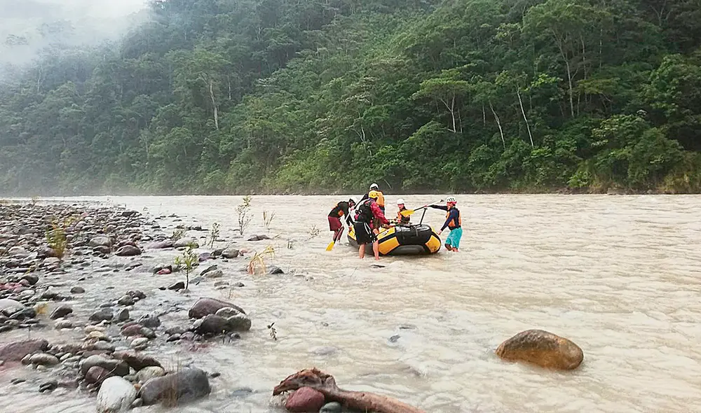 Tragedia. Las búsqueda de más cuerpos continúa en Pasco. Foto: difusión
