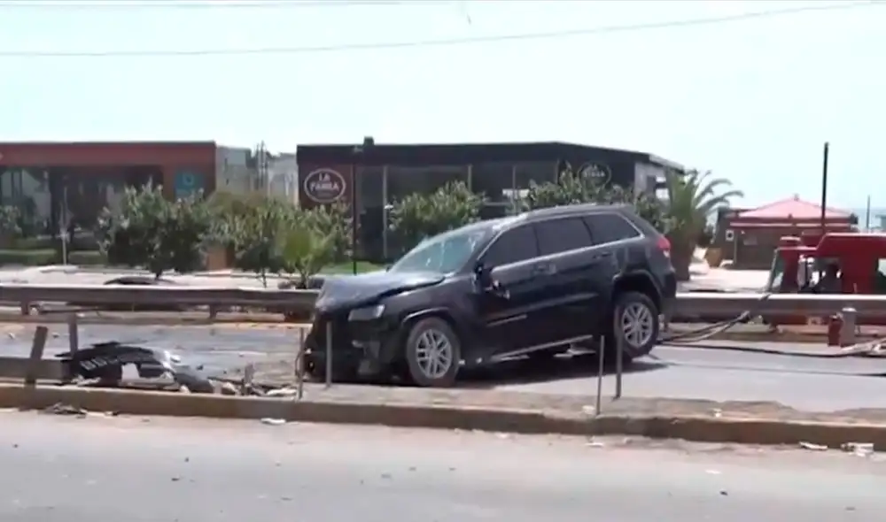 Conductor del vehículo accidente fue llevado con vida a un centro de salud. Foto: captura Exitosa