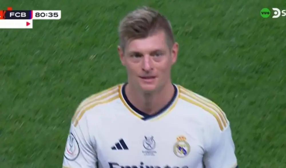 Toni Kroos jugó de titular en la victoria del Real Madrid ante Barcelona. Foto: captura/DSports Toni Kroos jugó de titular en la victoria del Real Madrid ante Barcelona. Foto: captura/DSports