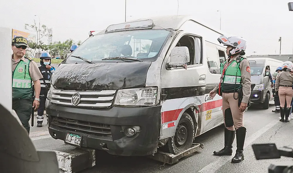 Ella es. La coronel PNP Shirley Asto se compromete a combatir a las mafias del transporte. Foto: difusión