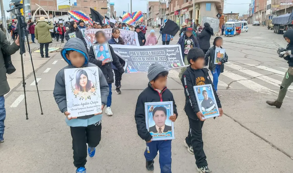 Niños manifestaron su sentir ante la ausencia de sus padres. Ellos están al cuidado de sus abuelos y tíos. Foto: Liubomir Fernández/La República