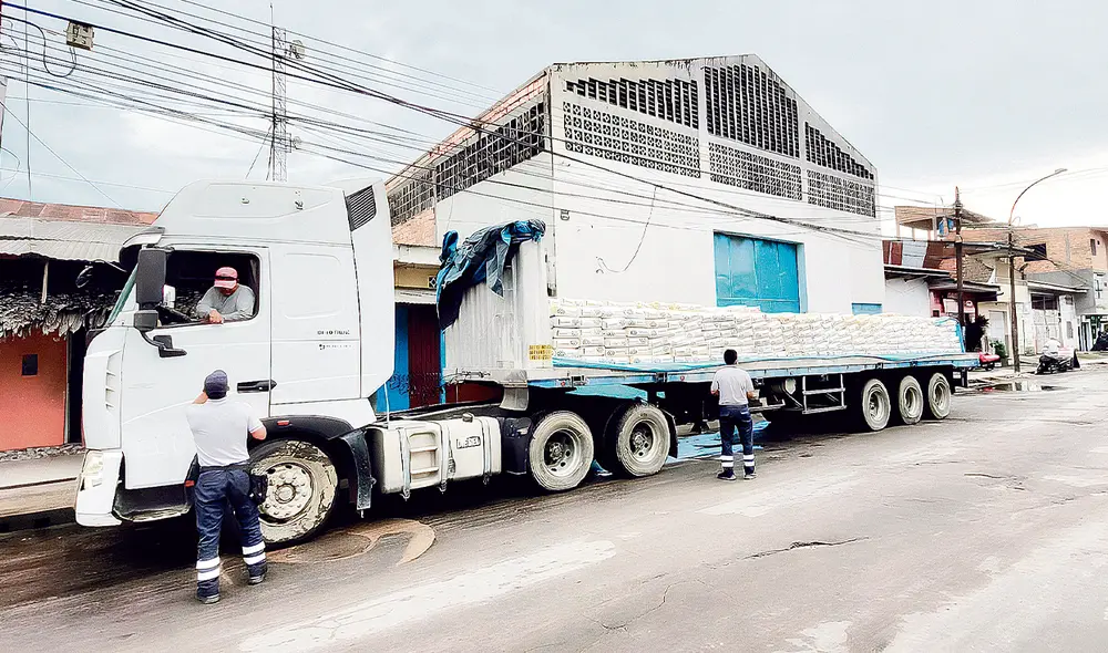 Operaciones. Las acciones conjuntas de la Sunat y la Dirandro han alcanzado resultados importantes en el último año al intervenir más de 42.000 toneladas de insumos químicos. Foto: difusión