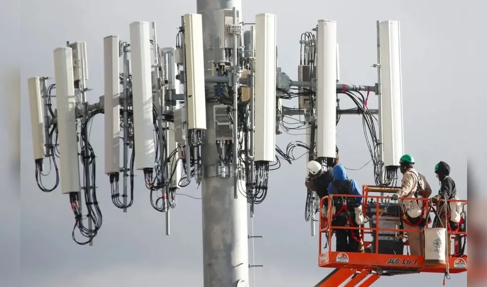 Latinoamérica requerirá más de medio millón de sitios de telecomunicaciones para cubrir la demanda de servicios móviles al 2032. Foto: EFE Latinoamérica requerirá más de medio millón de sitios de telecomunicaciones para cubrir la demanda de servicios móviles al 2032. Foto: EFE