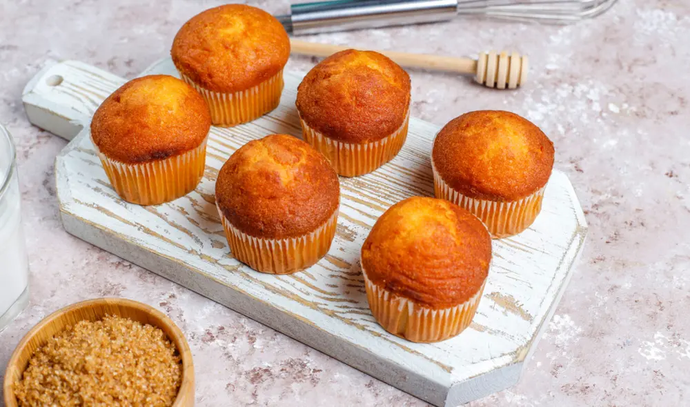 Sí se puede comer postres y mantener la dieta. Descubre la deliciosa receta de los muffins de zanahoria. Foto: Directo al Paladar