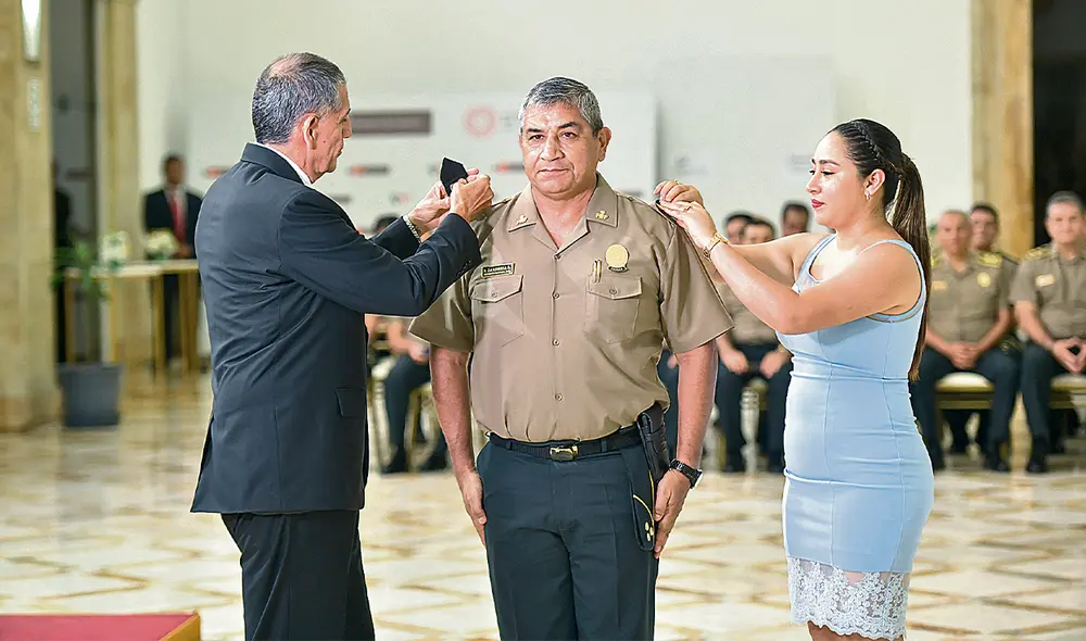 Nuevo comandante general de la PNP, Víctor Zanabria, afronta investigaciones por presunta corrupción y crimen organizado cuando laboraba en Arequipa. Foto: difusión