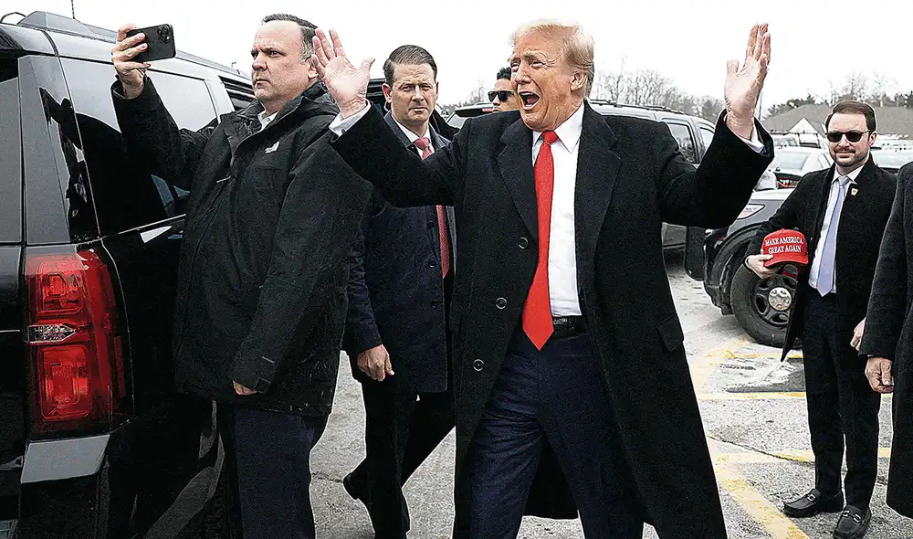 El expresidente Donald Trump participó en el caucus republicano en New Hampshire desde primeras horas de la mañana con la seguridad de que iba a ganar estos comicios. Foto: difusión