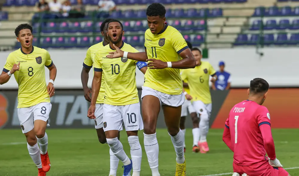Bolivia y Ecuador se enfrentaron en el Estadio Nacional Brígido Iriarte. Foto: composición LR/Fabrizio Oviedo Bolivia y Ecuador se enfrentaron en el Estadio Nacional Brígido Iriarte. Foto: composición LR/Fabrizio Oviedo