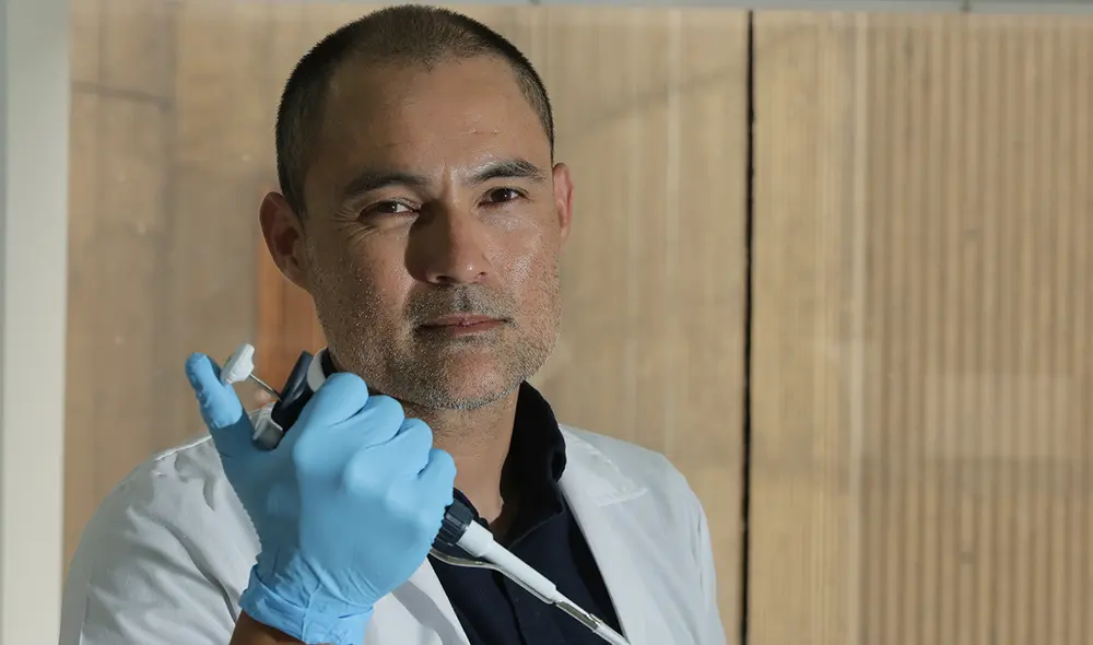 Experiencia. Durante su trayectoria ha investigado males como la TBC, la malaria y la leishmaniasis o uta. Su proyecto de doctorado para la U. de Washington, que implicaba una investigación sobre salud pública en pueblos jóvenes de Lima. Experiencia. Durante su trayectoria ha investigado males como la TBC, la malaria y la leishmaniasis o uta. Su proyecto de doctorado para la U. de Washington, que implicaba una investigación sobre salud pública en pueblos jóvenes de Lima.