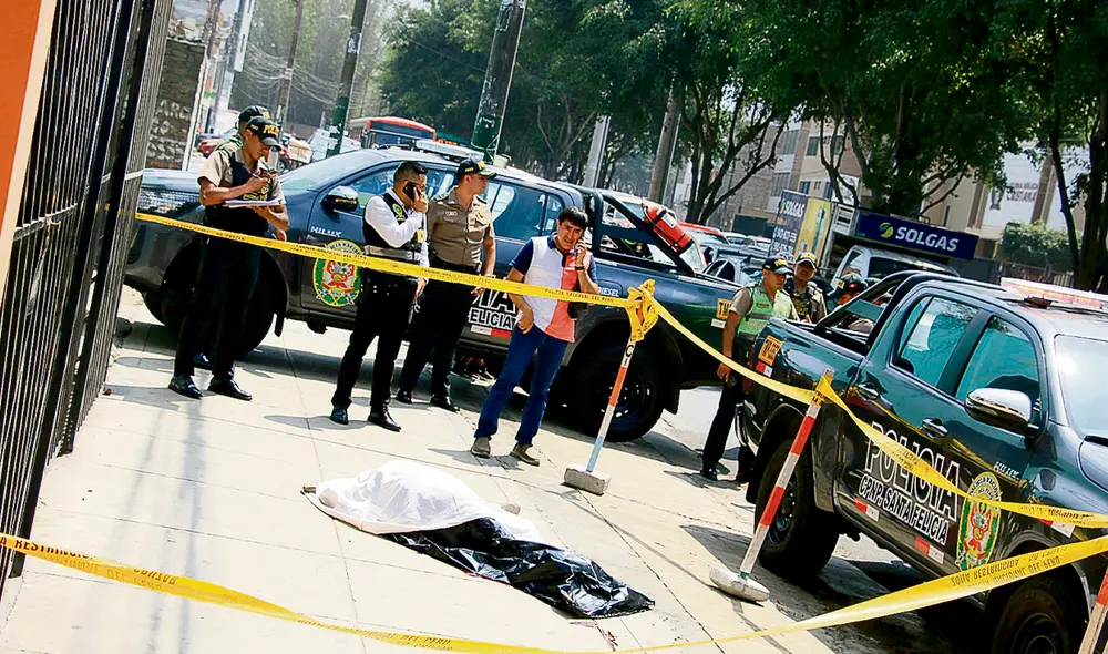Último asesinato. La mañana del martes, un sicario asesinó a Liliana Huamán cuando esperaba un taxi por aplicativo frente a su vivienda en La Molina. Foto: difusión