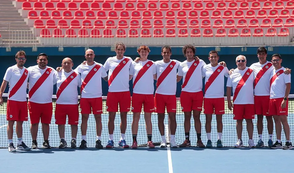 El equipo peruano de tenis jugará la Copa Davis con una camiseta similar a la de la selección de fútbol. Foto: Federación Peruana de Tenis