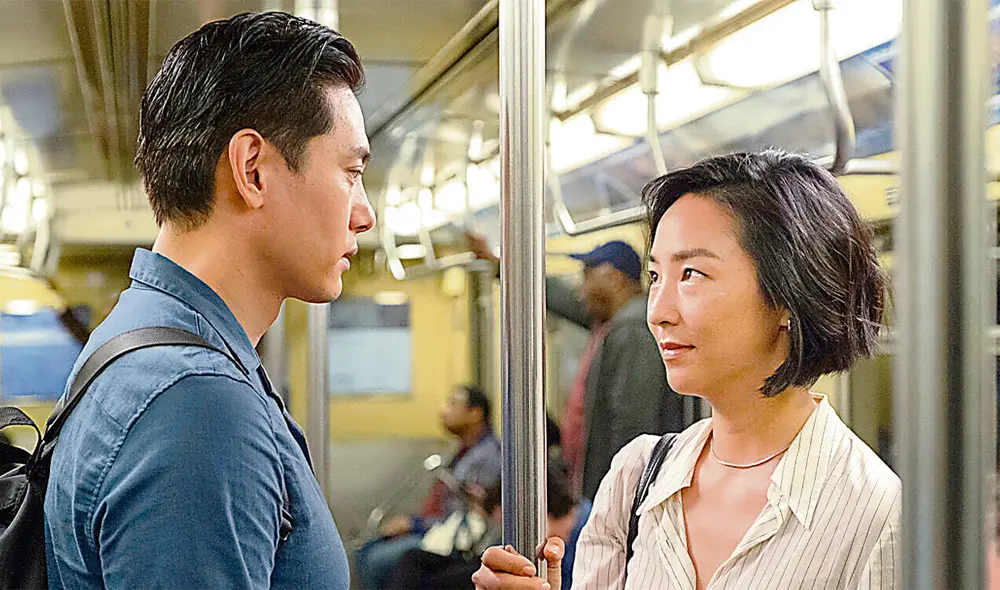 Vida mía. El amor entre Nora (Greta Lee) y Hae Sung (Teo Yoo) ya tiene su lugar asegurado en la historia del cine. Foto: difusión Vida mía. El amor entre Nora (Greta Lee) y Hae Sung (Teo Yoo) ya tiene su lugar asegurado en la historia del cine. Foto: difusión