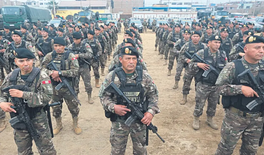 Integrantes del Ejército del Perú podrían salir a controlar la delincuencia en Trujillo. Foto: La República