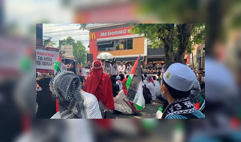 Boicot de consumidores a McDonald's ante apoyo a tropas israelíes. Foto: Detik Bali