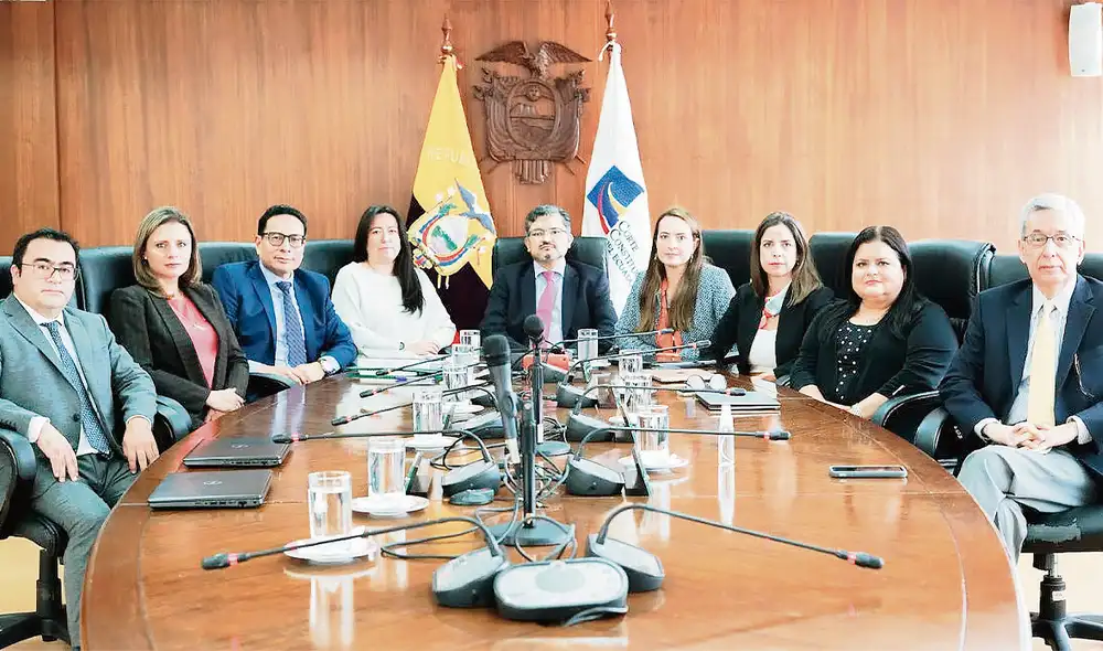 Avance ético. La Corte Constitucional sentenció que los médicos no sean sancionados por homicidio al aplicar la eutanasia. Foto: difusión Avance ético. La Corte Constitucional sentenció que los médicos no sean sancionados por homicidio al aplicar la eutanasia. Foto: difusión