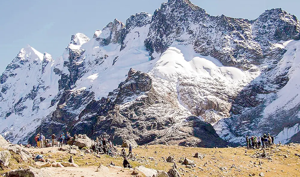 Glaciares. La edición cuenta con un muy buen artículo sobre el deshielo escrito por Santiago Bullard. Foto: difusión Glaciares. La edición cuenta con un muy buen artículo sobre el deshielo escrito por Santiago Bullard. Foto: difusión