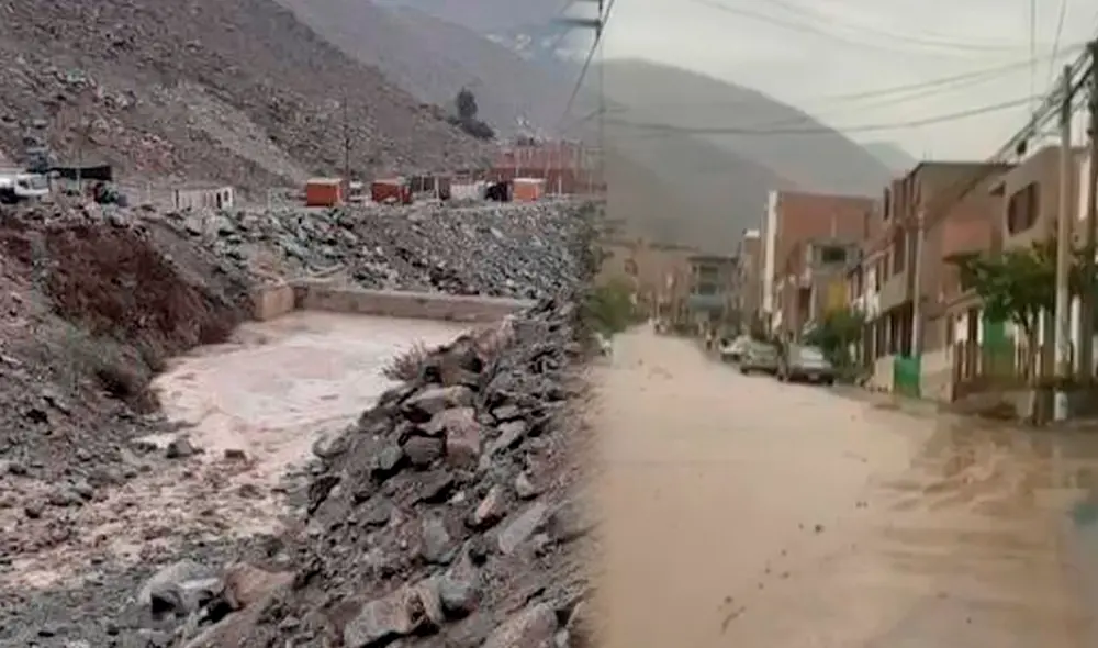 El alcalde de Chaclacayo pide apoyo a la MML y ANA. Foto: composición LR/COEN/captura de América TV