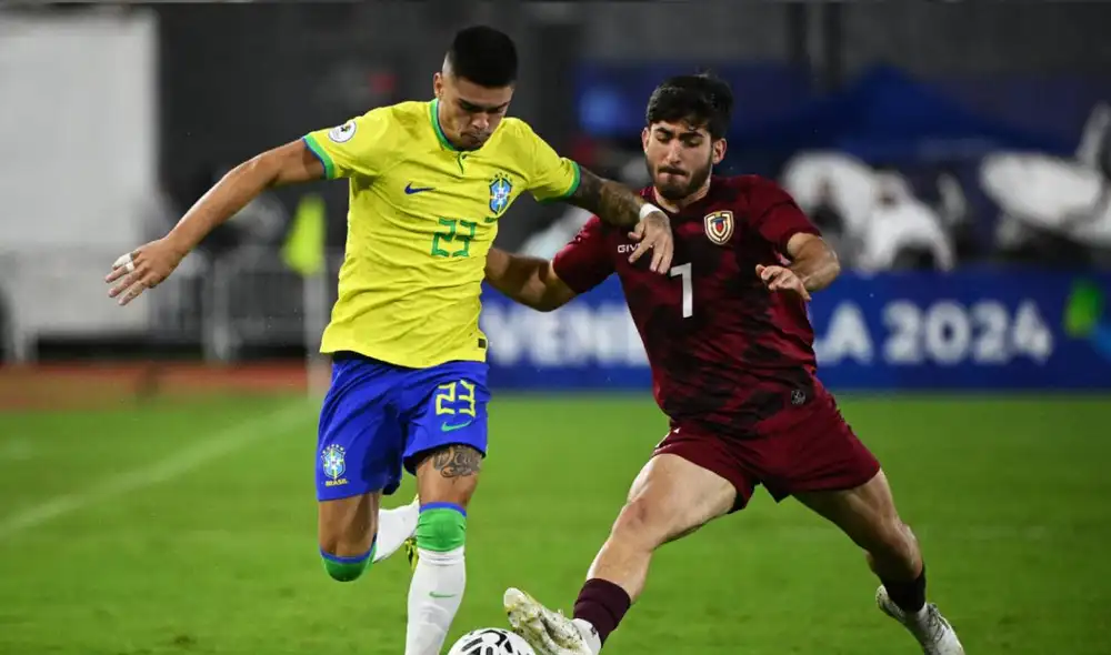 Brasil y Venezuela protagonizaron un partidazo por la fase final del Preolímpico Sub-23. Foto: Conmebol
