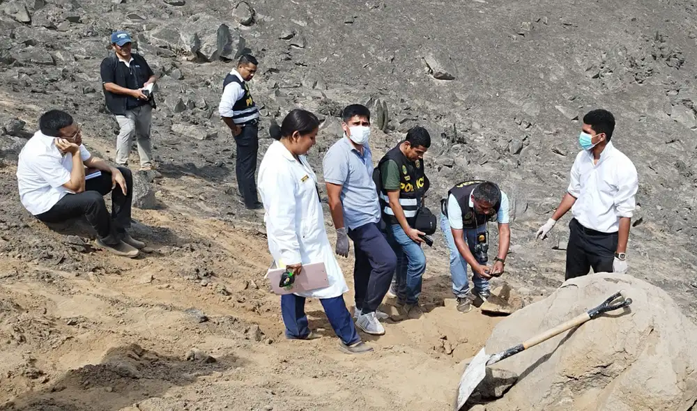 Estos cuerpos llevarían 6 meses en estado de descomposición. Foto: PNP