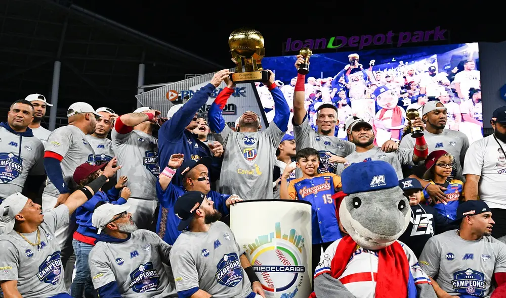 Tiburones de La Guaira (Venezuela) se corona campeón de la Serie del Caribe 2024 ante los Tigres del Licey de República Dominicana. Foto: AFP Tiburones de La Guaira (Venezuela) se corona campeón de la Serie del Caribe 2024 ante los Tigres del Licey de República Dominicana. Foto: AFP