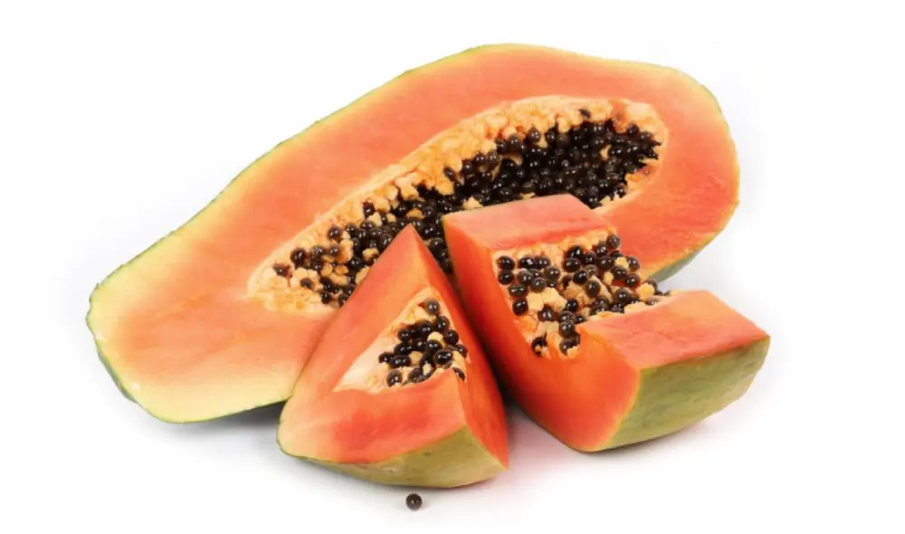 La papaya cortada es recomendable consumirla en los siguientes 2 a 3 días. Foto: Freepik
