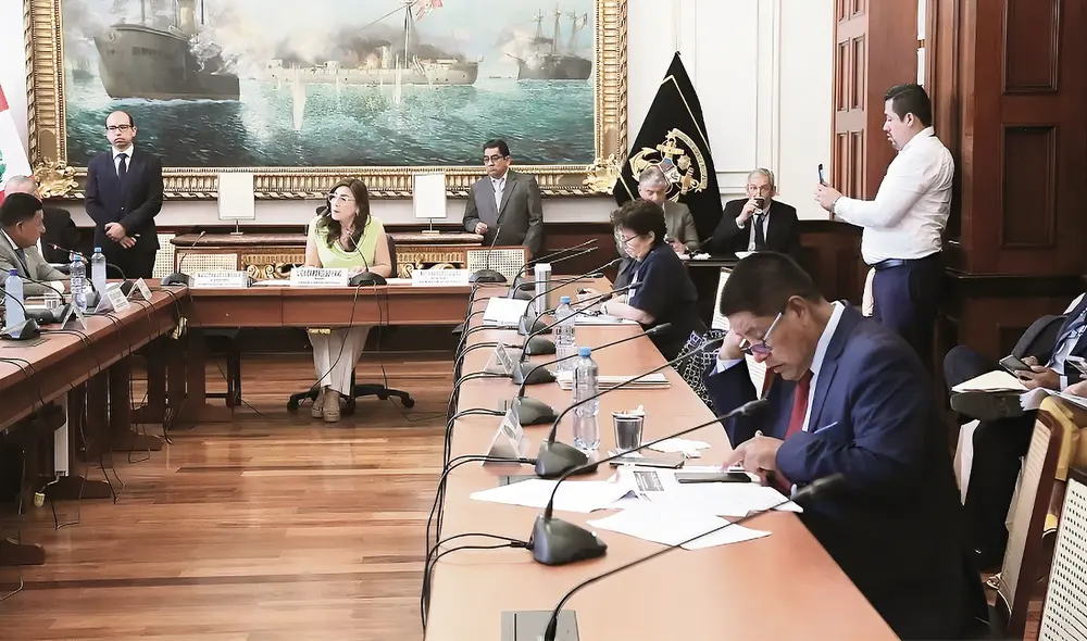 Acusaciones. En la SAC dieron luz verde a denuncias contra el detenido expresidente Castillo. Foto: difusión Acusaciones. En la SAC dieron luz verde a denuncias contra el detenido expresidente Castillo. Foto: difusión