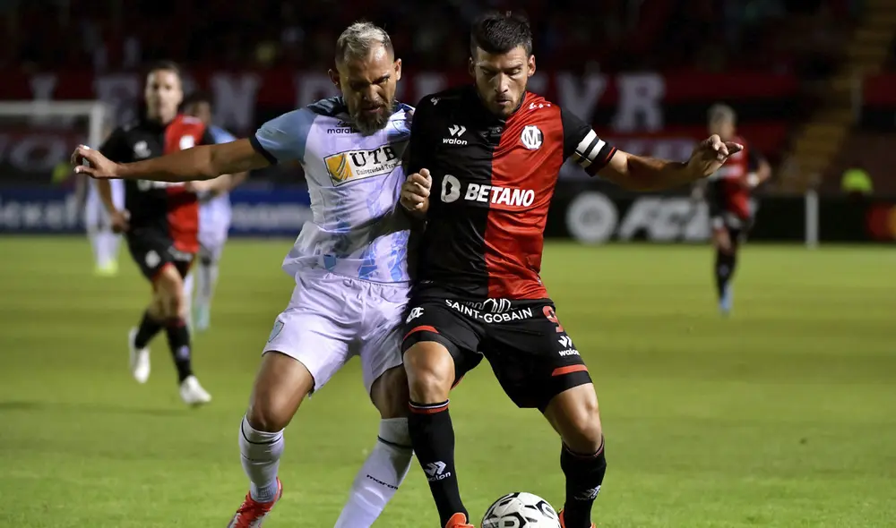 Melgar perdió por un global de 2-1 ante Aurora y fue eliminado de la Copa Libertadores 2024. Foto: FBC Melgar