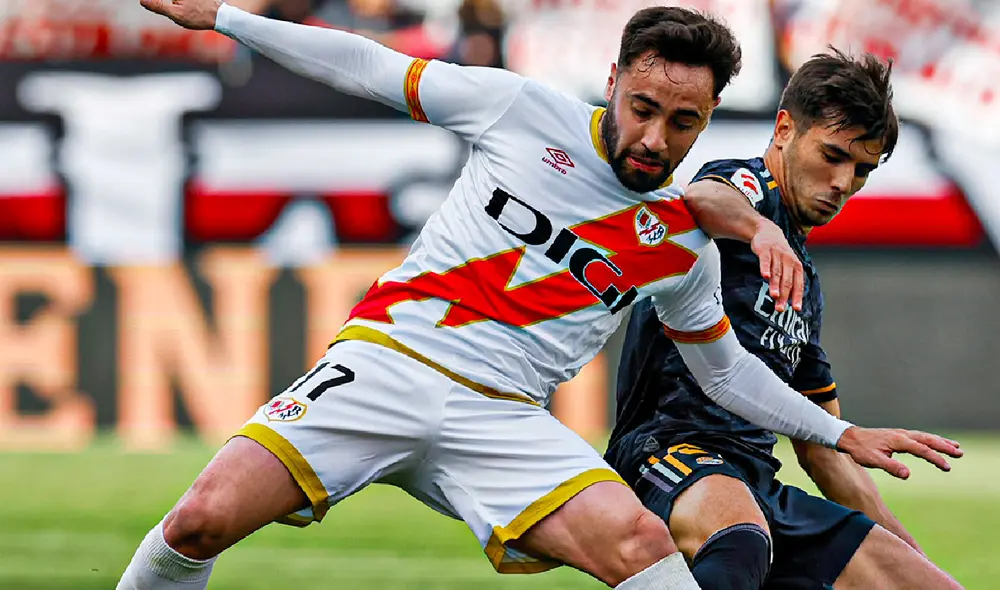 Real Madrid vs. Rayo Vallecano jugaron en el Estadio de Vallecas. Foto: composición LR Real Madrid vs. Rayo Vallecano jugaron en el Estadio de Vallecas. Foto: composición LR