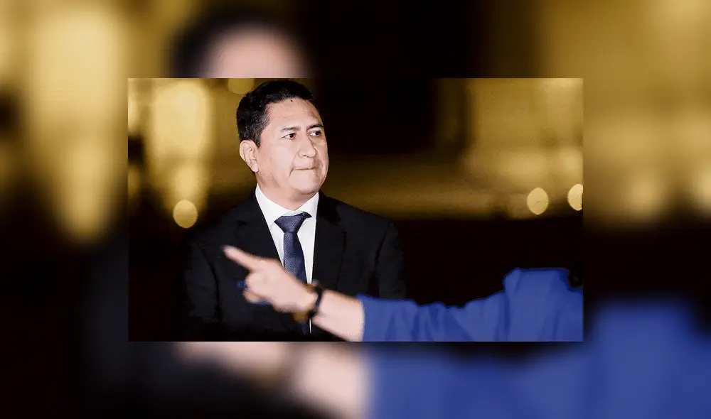 Cerrón insiste con cambiar la Constitución.