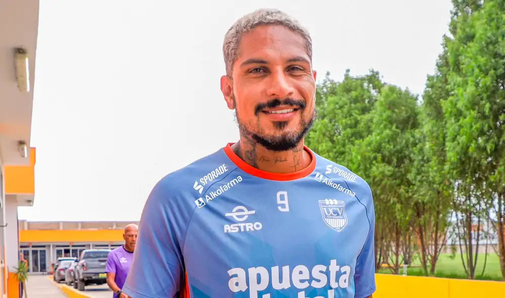 Paolo Guerrero sumó su segundo entrenamiento con el elenco poeta bajo las órdenes de Roberto Mosquera. Foto: César Vallejo Paolo Guerrero sumó su segundo entrenamiento con el elenco poeta bajo las órdenes de Roberto Mosquera. Foto: César Vallejo
