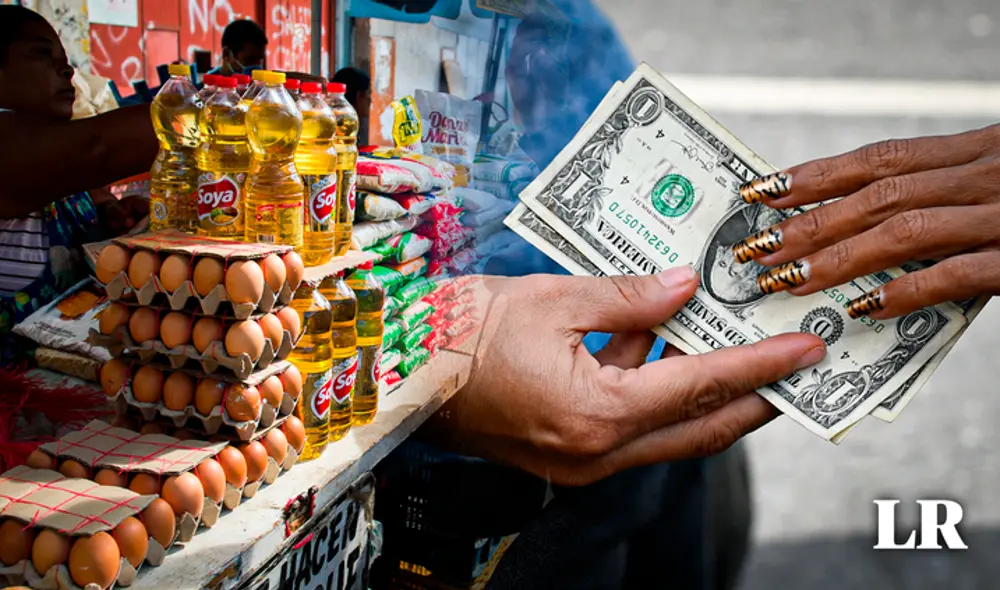 Inició el pago de los Cestaticket o bono de alimentación a los empleados del Ministerio de Educación. Foto: composición LR/AFP