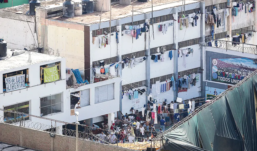 Con casi 400% de sobrepoblación, el penal Castro Castro es una muestra del nivel crítico en que se hallan las cárceles. El TC ha dado un plazo de cinco años para cambiar esta situación. Foto: difusión