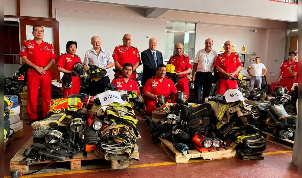 Bomberos no cuentan con implementos adecuados para hacer frente a emergencias. Foto: CGBP